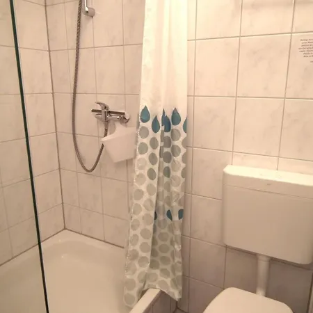 Reihenhaus, 50 Qm, 2 Schlafzimmer 펜션 레리크