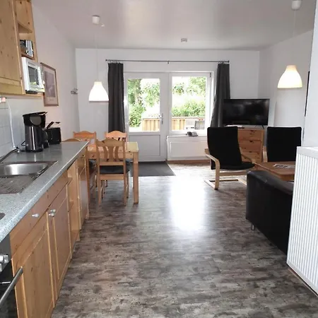 Reihenhaus, 50 Qm, 2 Schlafzimmer 別荘